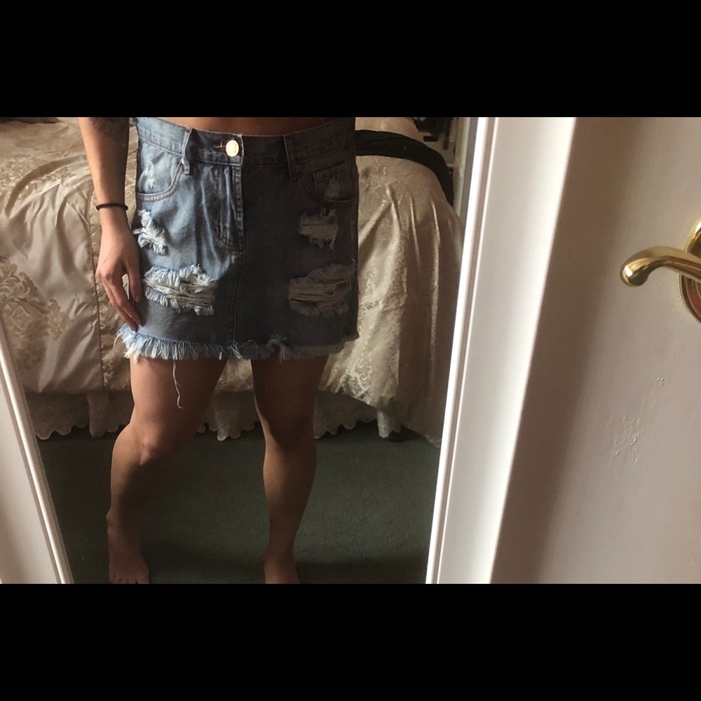 Denim skirt - Picture 2 of 2